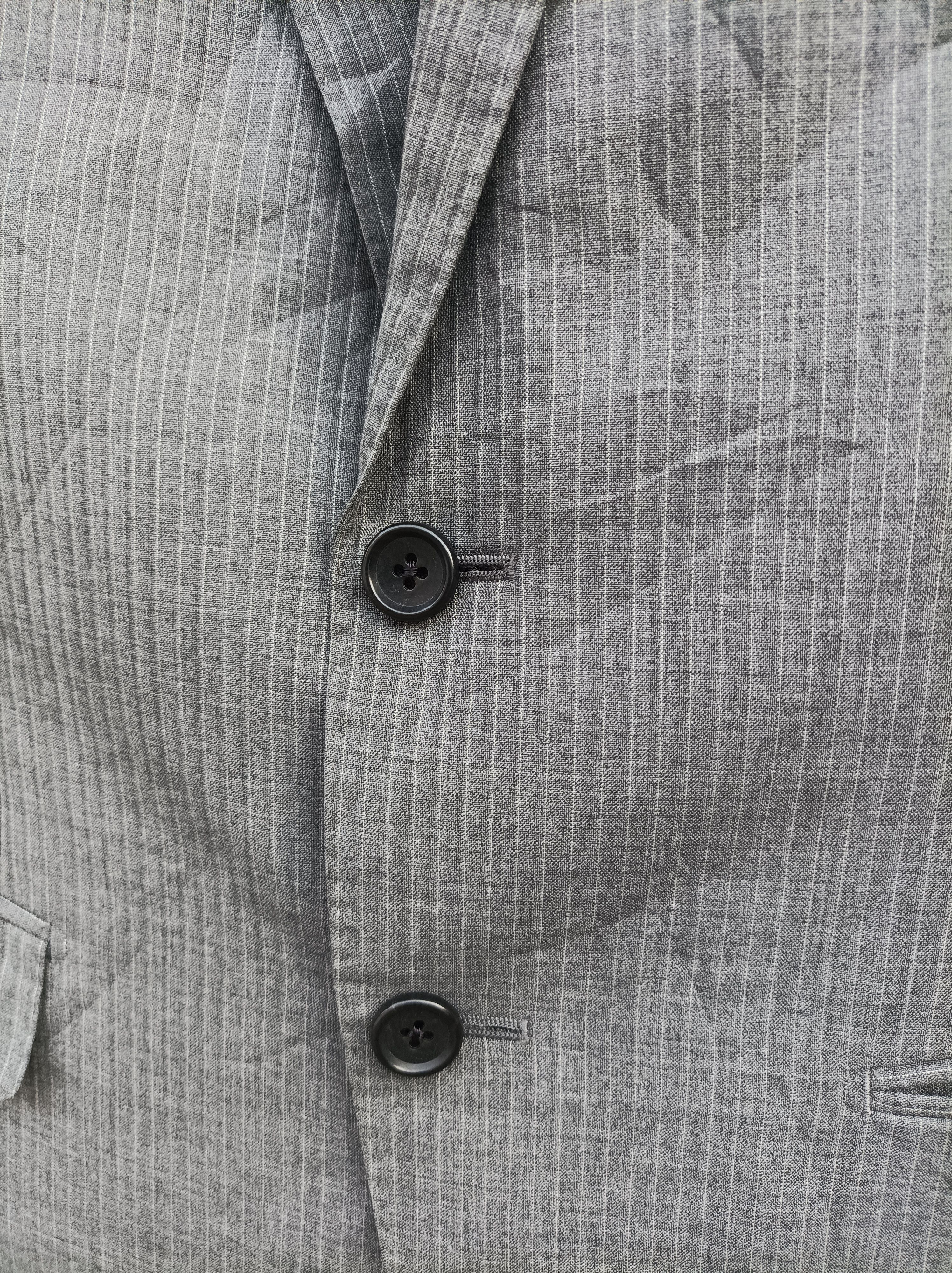 Yohji Yamamoto (J884) A.A.R. Limited Edition Japan Gray Strip Jacket Size 36R - 2 Thumbnail