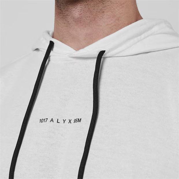 1017 ALYX 9SM o1g2r1mq0824 Visual Hoodie in White Size US S / EU 44-46 / 1 - 3 Thumbnail