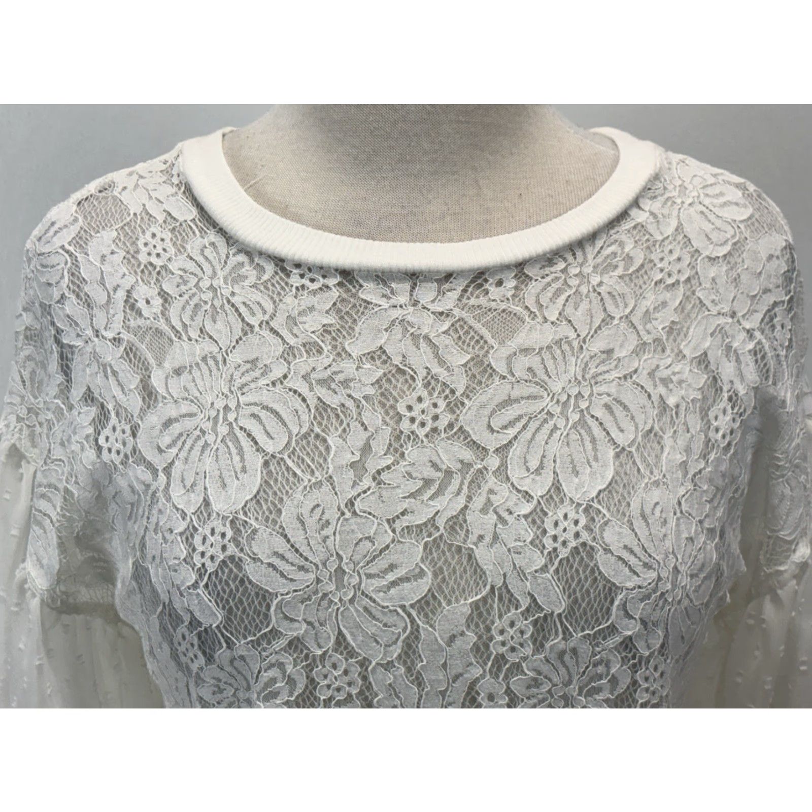 Free People VINTAGE Free People Sheer Lace Top Blouse Women Small White Flared Sleeve Bohemian Size S / US 4 / IT 40 - 5 Thumbnail
