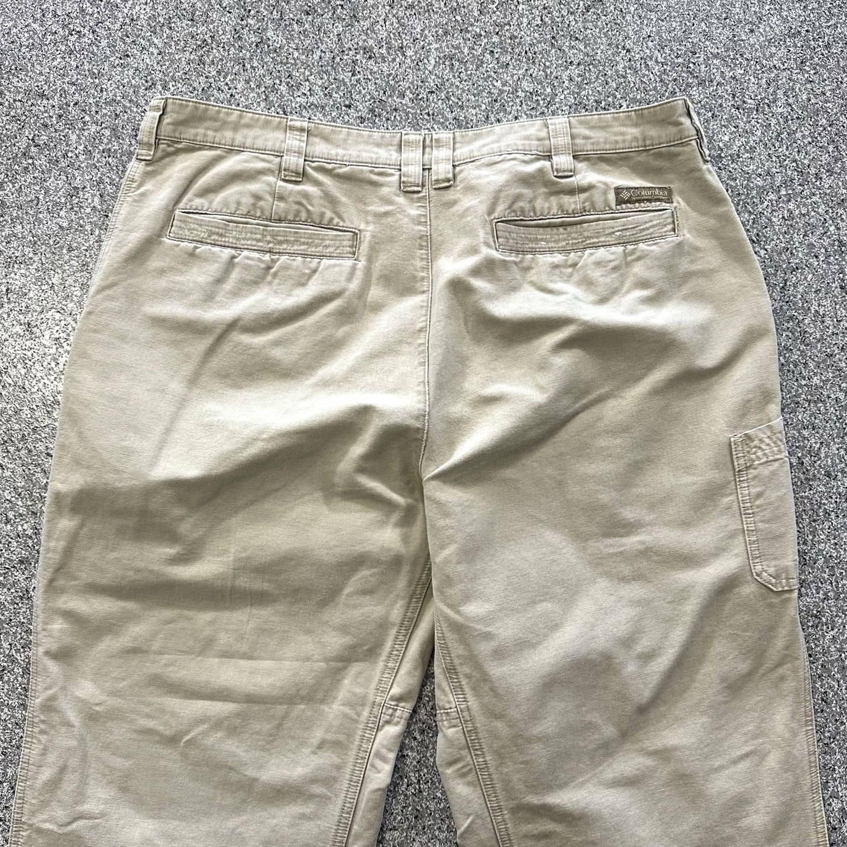 Vintage Columbia Pants Mens 40x32 Utility Chino Rugged Outdoor Hiking Tan Beige Canvas Cotton Straight Carpenter Pockets Regular Size US 40 / EU 56 - 5 Thumbnail
