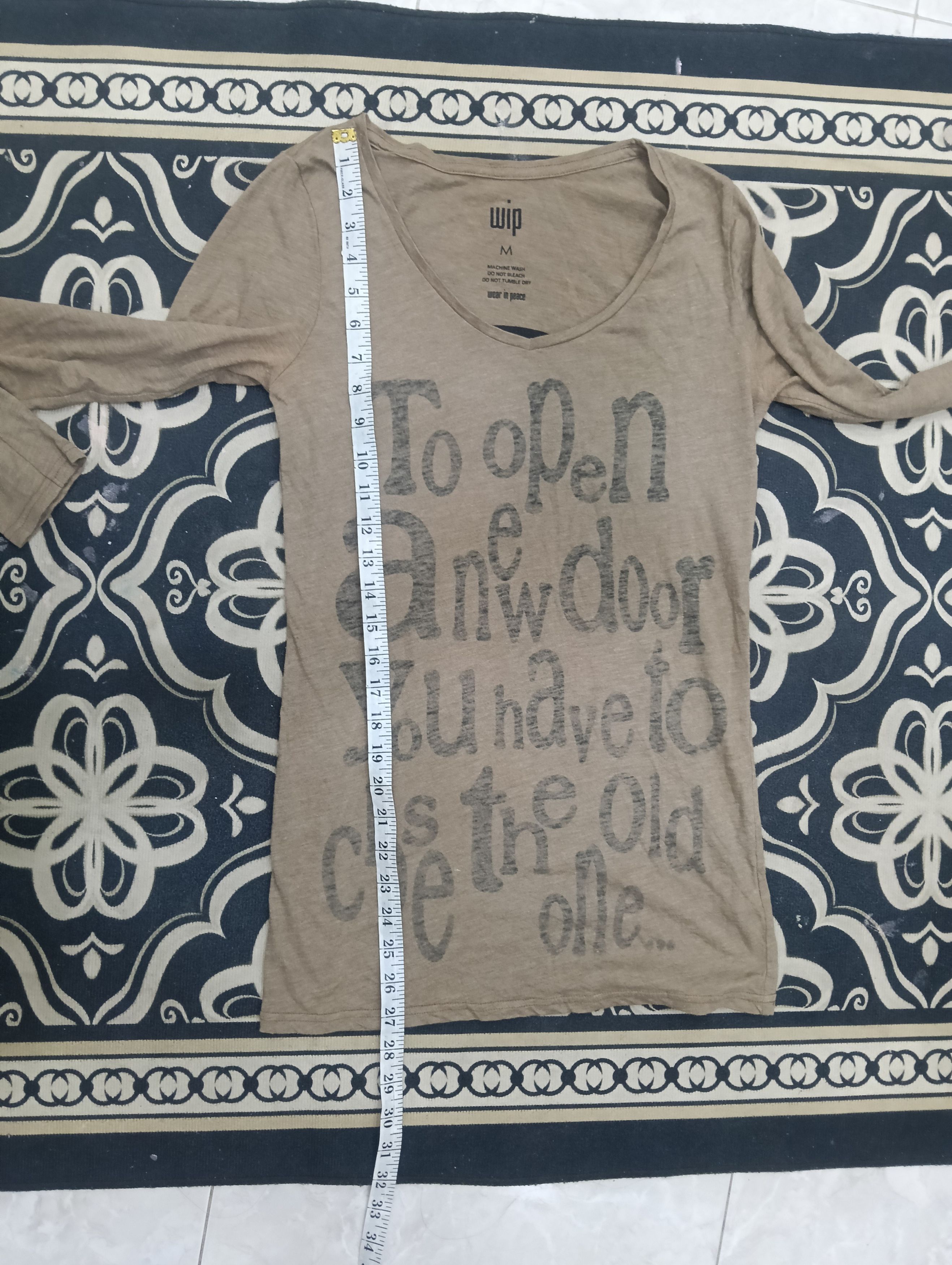 Le Grande Bleu (L.G.B.) Wear In Peace Japanese Brand Tshirt Size US M / EU 48-50 / 2 - 11 Thumbnail