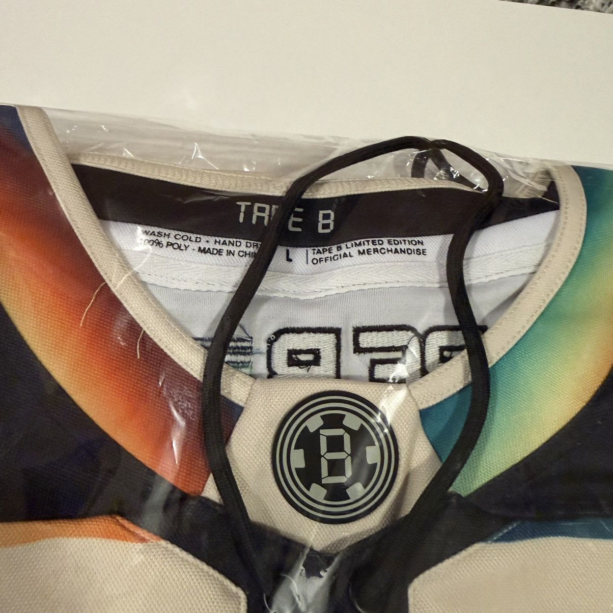 Other TAPE B LOW FREQUENCIES HOCKEY JERSEY *BRAND NEW LARGE* Size US L / EU 52-54 / 3 - 6 Thumbnail