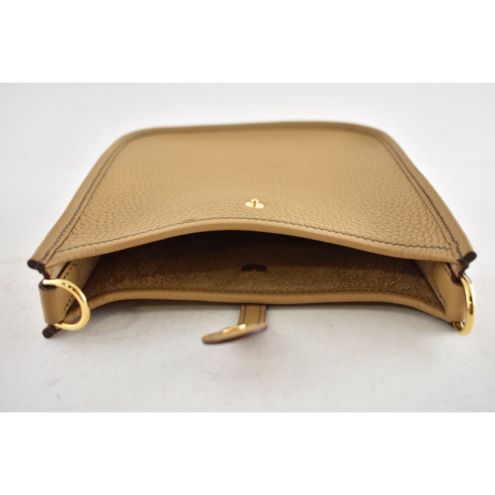Hermes Hermes Mini Evelyne Camel Gold Leather Crossbody Bag Size ONE SIZE - 22 Thumbnail