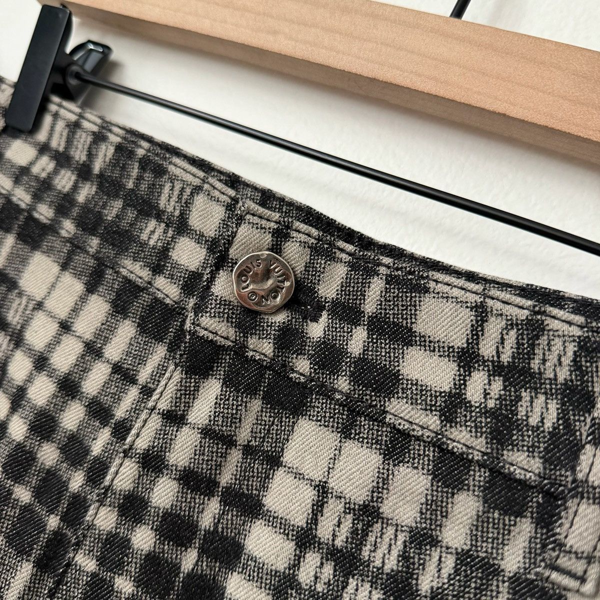 Louis Vuitton Louis Vuitton Checkered Monogram Cotton Shorts size 34 Size US 34 / EU 50 - 3 Thumbnail