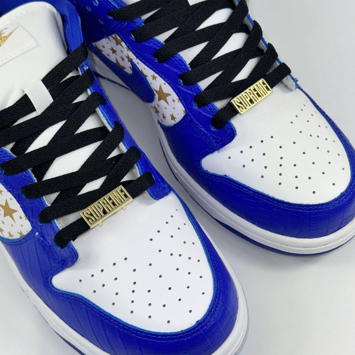 Nike × Supreme NIKE SB DUNK LOW OG QS STARS HYPER ROYAL 2021 Size US 9.5 / EU 42-43 - 7 Thumbnail