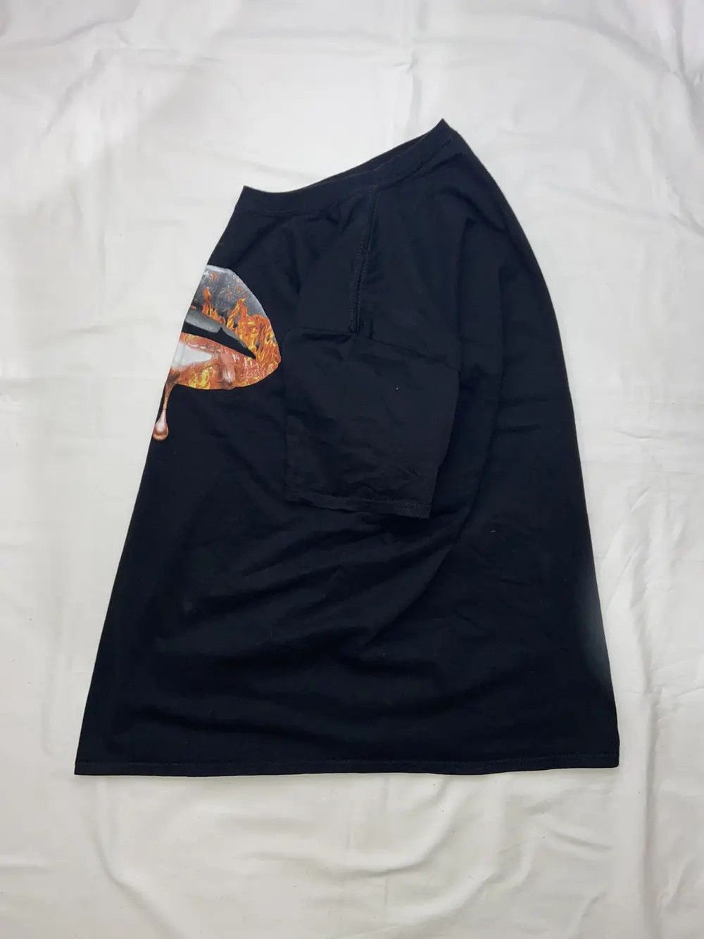 Vintage VINTAGE 90S ART BIG LIPS TEE STREETWEAR JAPANESE SKATE Y2K Size US XL / EU 56 / 4 - 2 Thumbnail