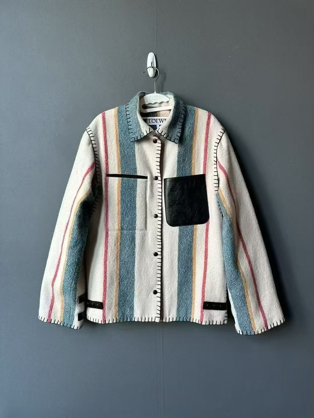 Loewe loewe wool coat with leather patch Size M / US 6-8 / IT 42-44 - 1 Thumbnail