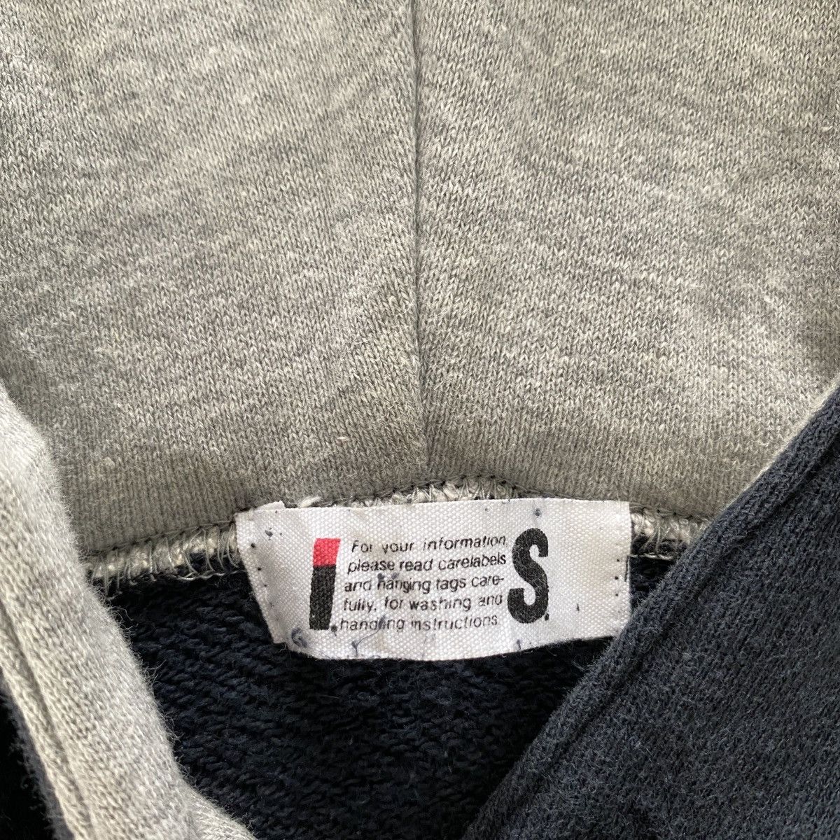Issey Miyake Vintage Issey Miyake Tsumori Chisato Embordiery Hoodie Size US M / EU 48-50 / 2 - 4 Thumbnail