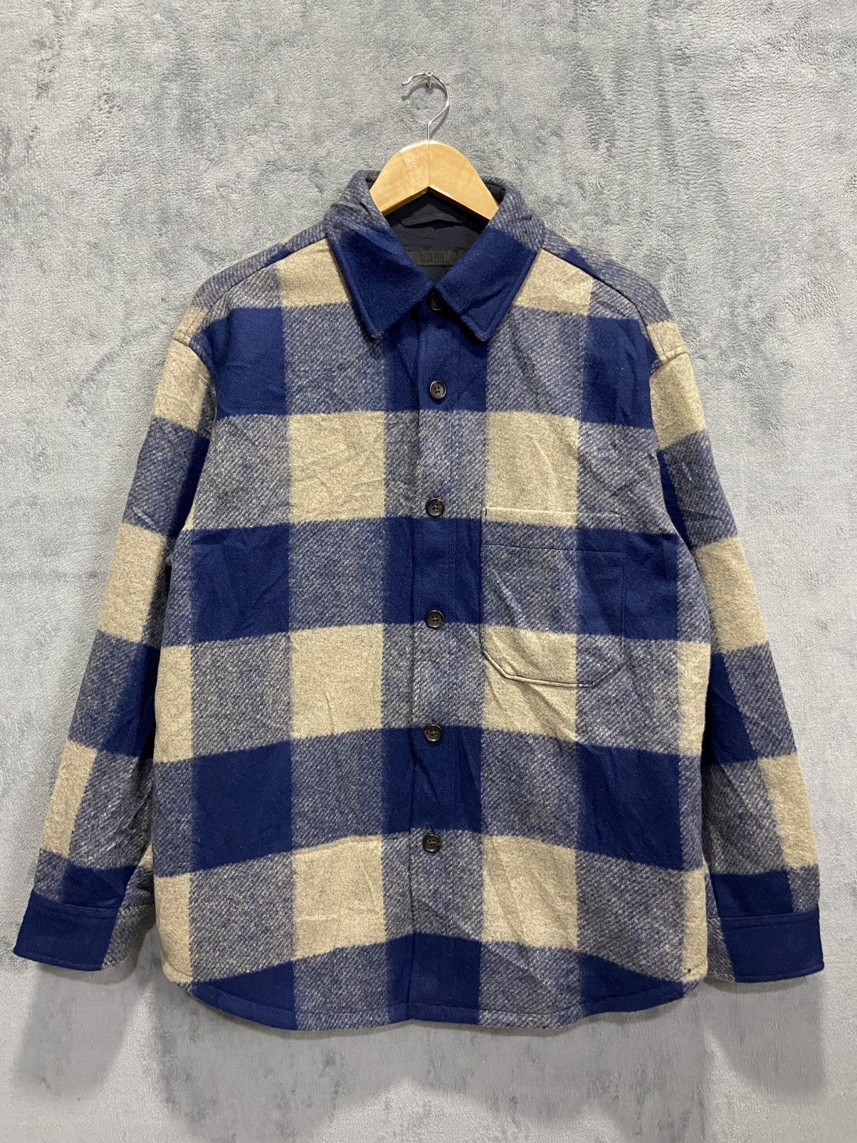 Uniqlo Uniqlo Wool Plaid Flannel Jacket Size US L / EU 52-54 / 3 - 1 Thumbnail