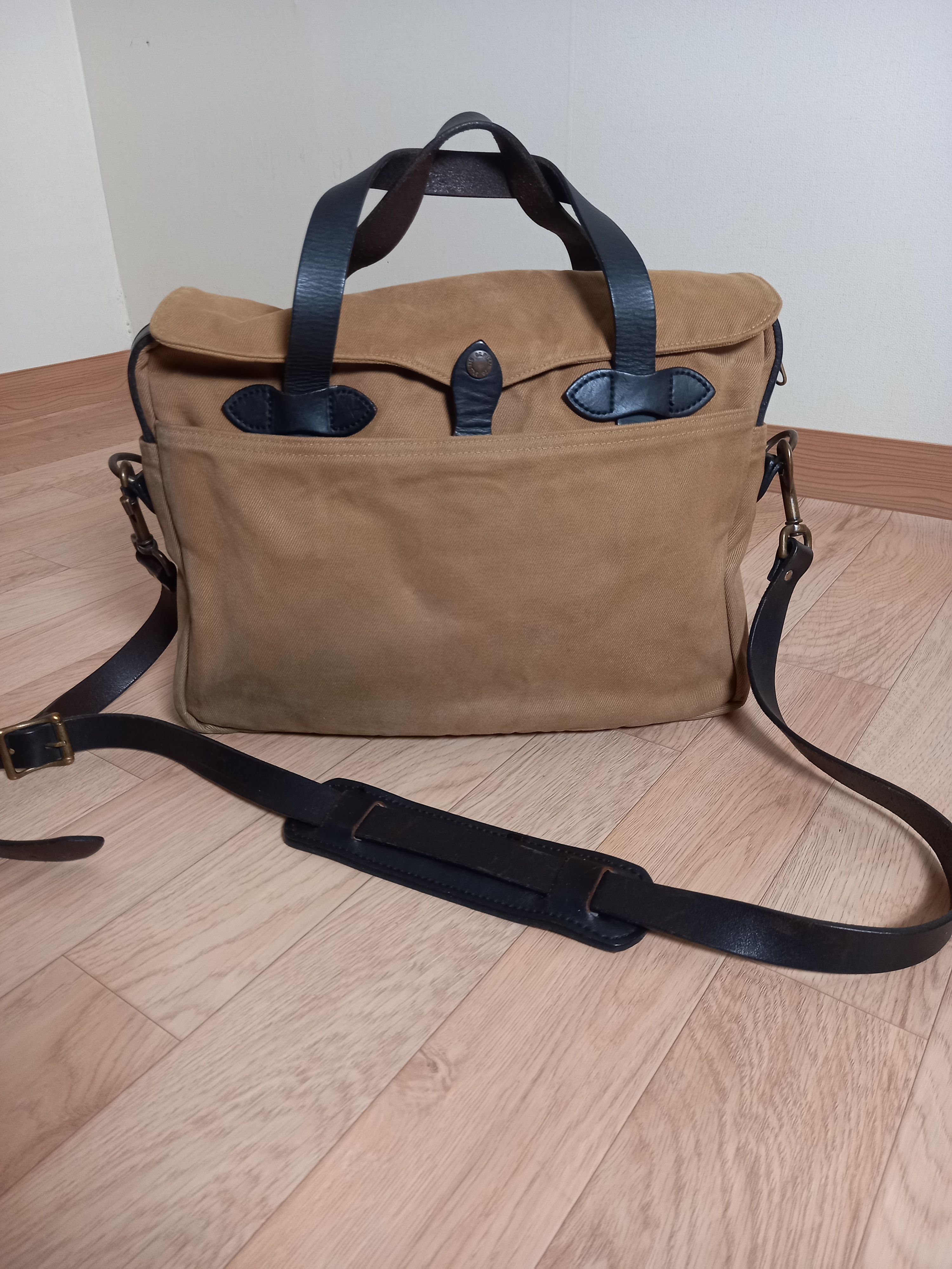 Filson Filson Rugged Twill 256 Briefcase - Tan (Made in USA) Size ONE SIZE - 1 Thumbnail