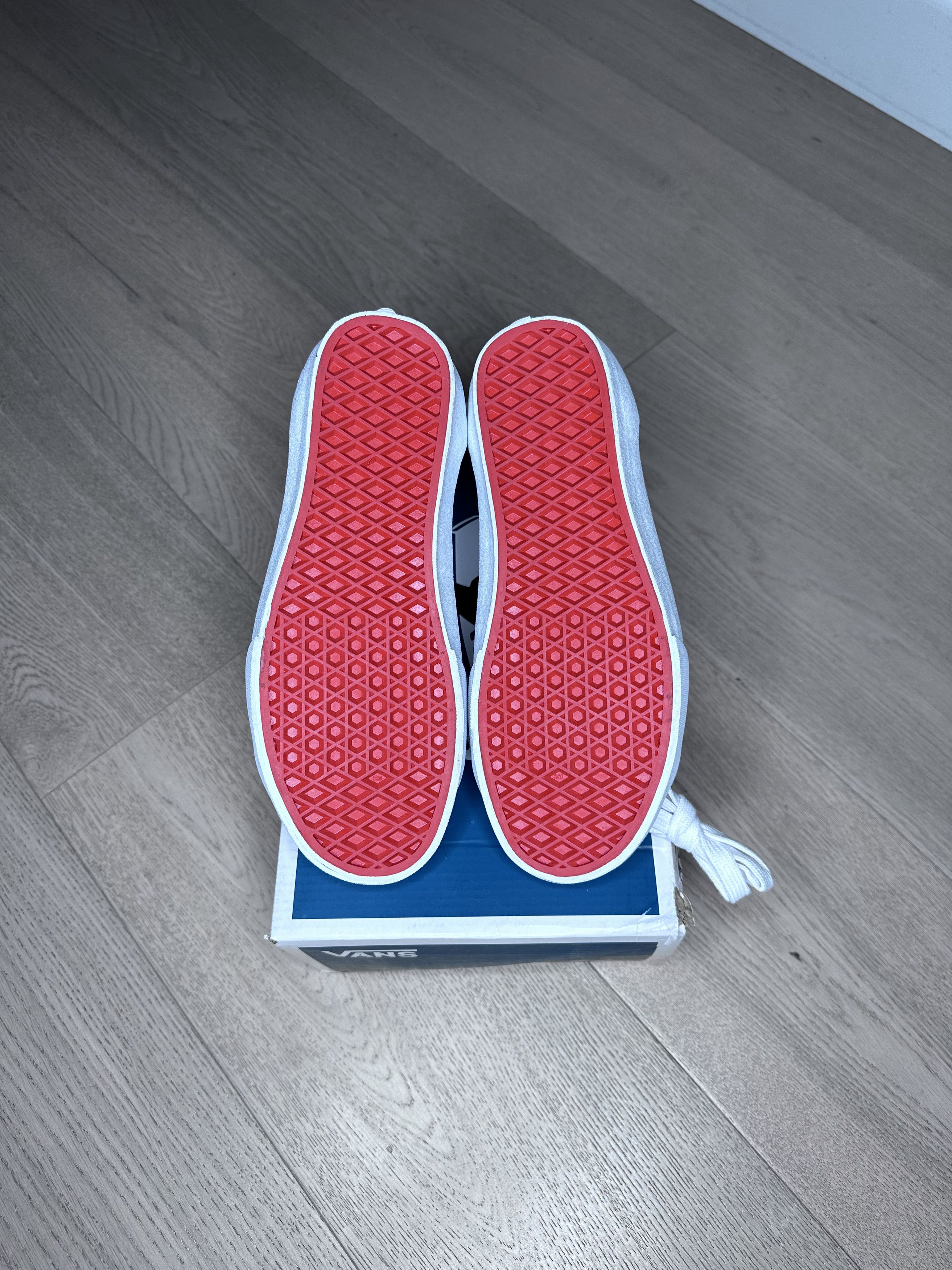 Vans Style 36 VLT LX Size US 7 / IT 37 - 8 Thumbnail