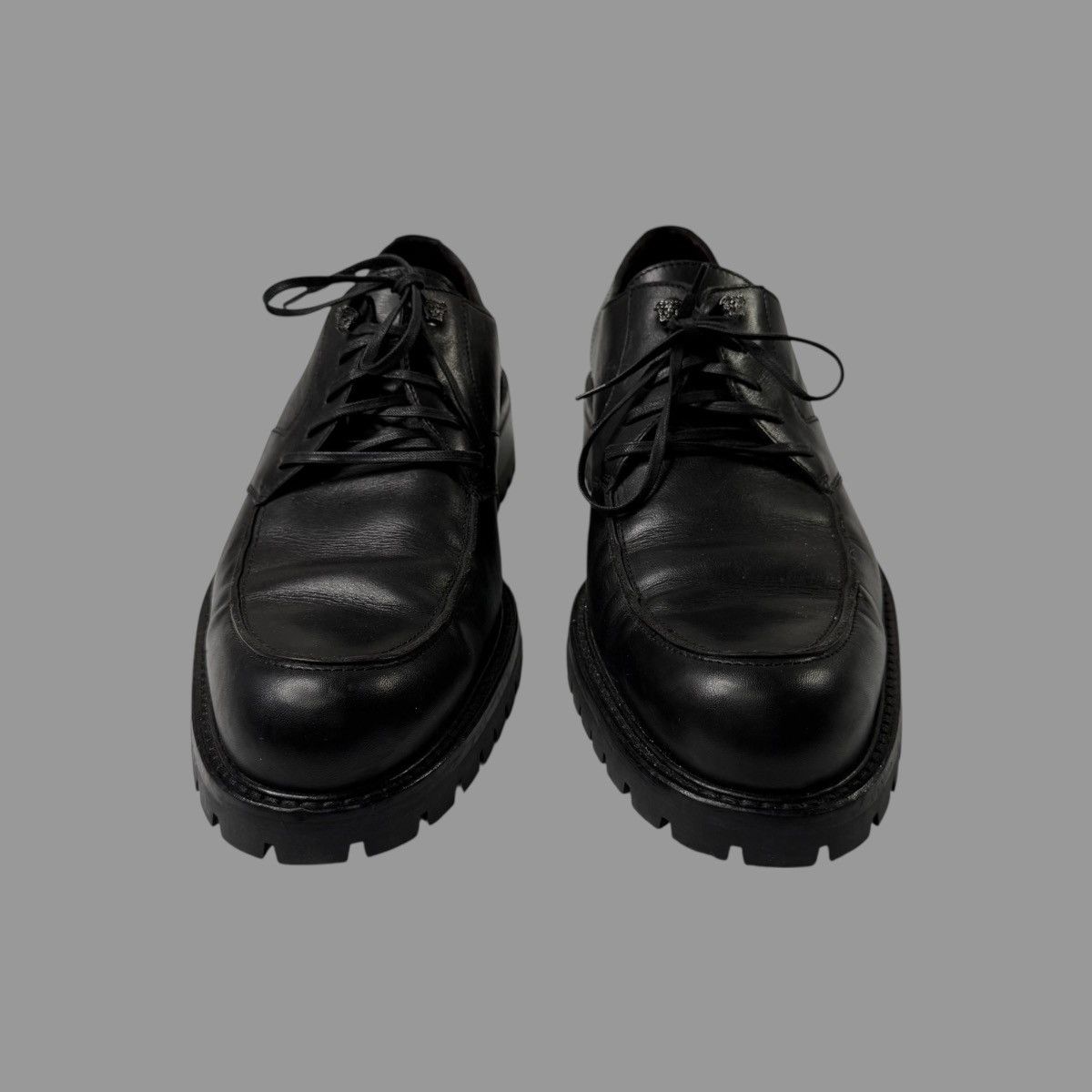 Versace Versace lug sole black leather derbys Size US 10 / EU 43 - 3 Thumbnail