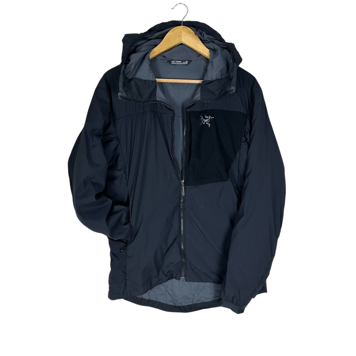 Arc'teryx × Streetwear ATOM LT HOODY 24K BLACK | Grailed