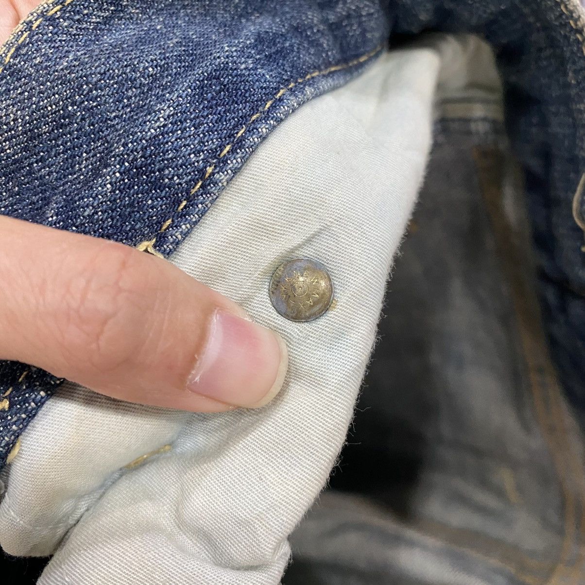 Le Grande Bleu (L.G.B.) LGB Distressed Blue Denim Jeans | Vintage Wash Ripped Style Size US 33 - 16 Thumbnail