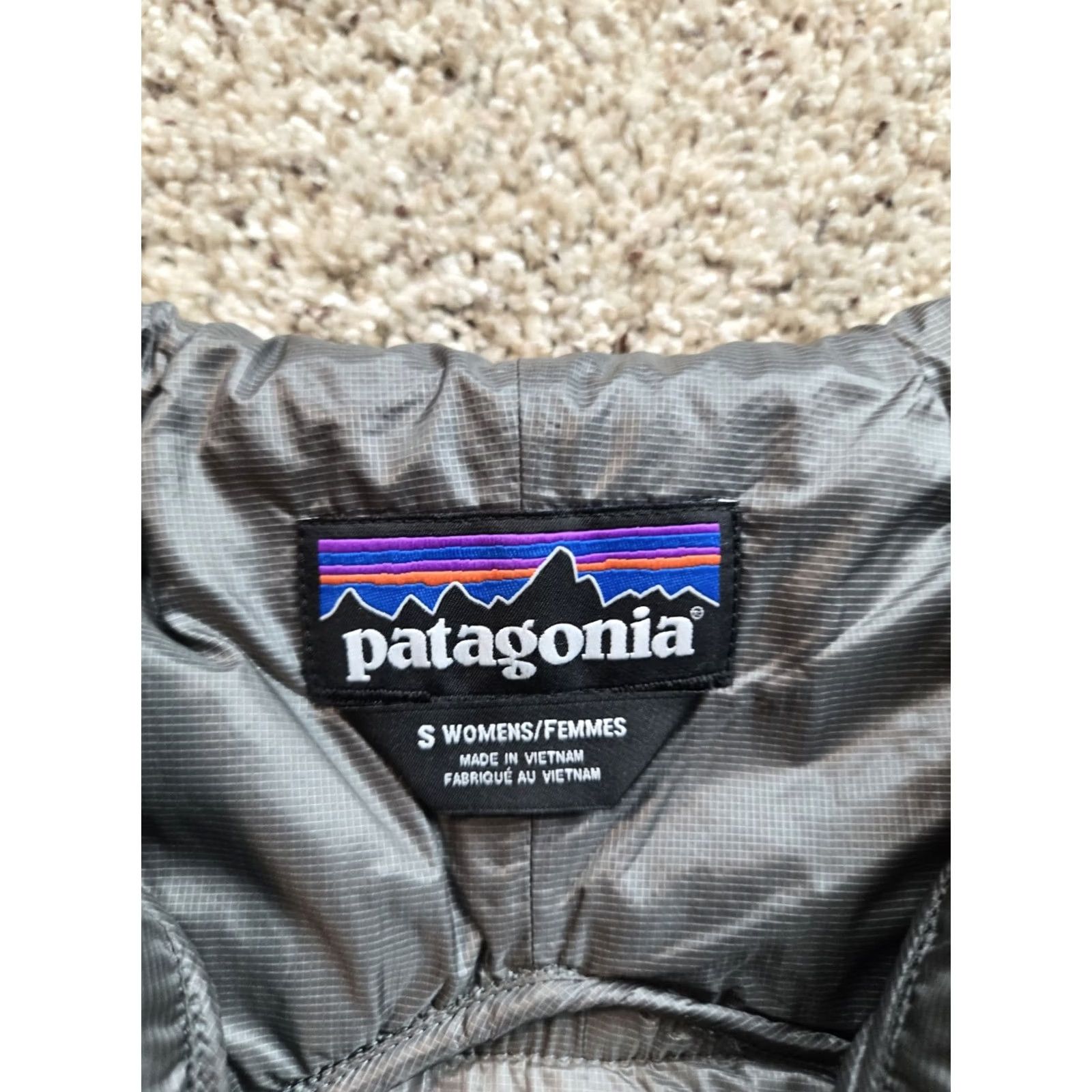Patagonia Patagonia Micro Puff Vest Womens Small Gray Ultralight Full Zip 84090 Size S / US 4 / IT 40 - 4 Thumbnail