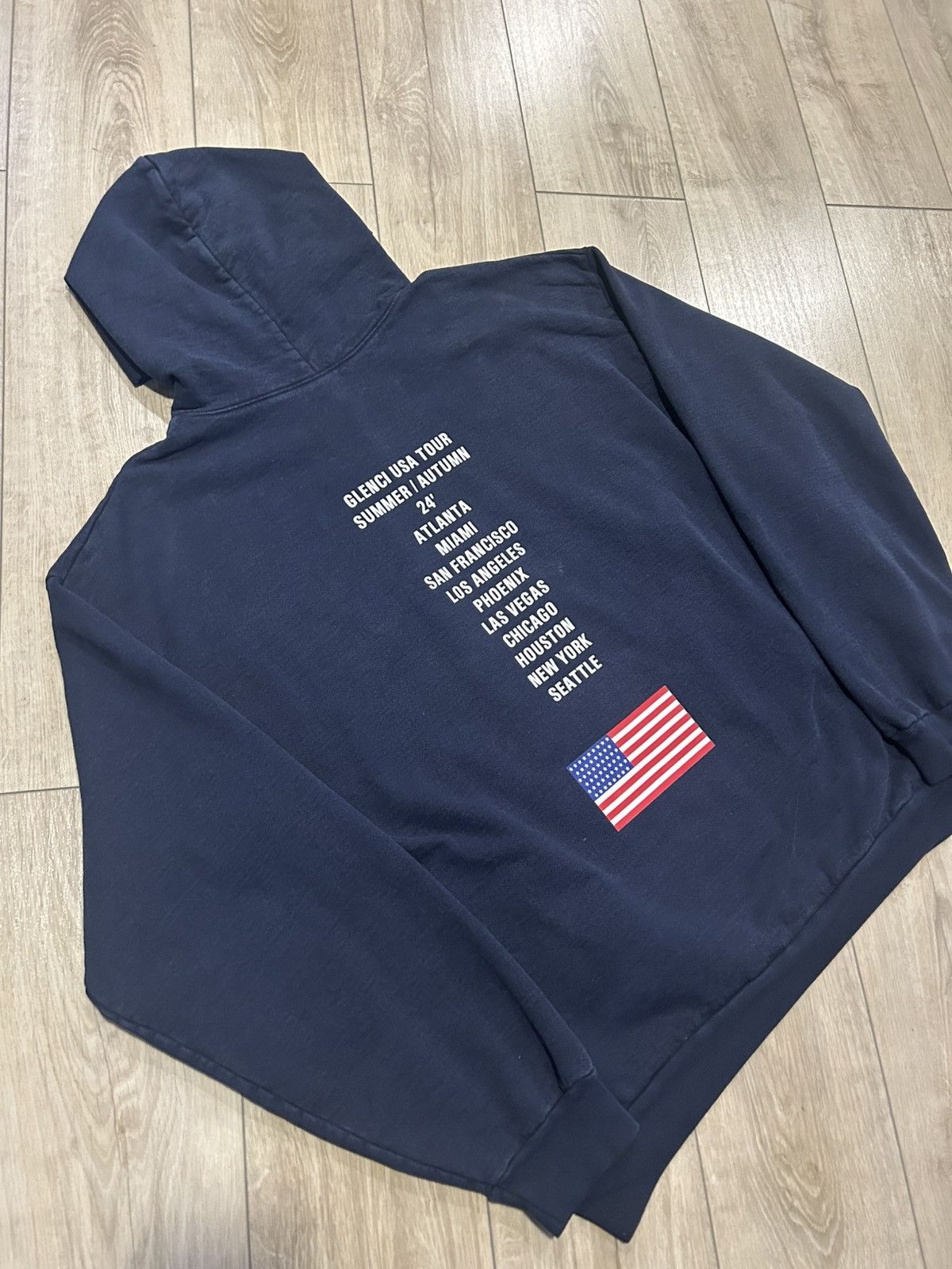 The GV Gallery The GV Gallery Glenci USA Tour Summer/Autumn '24 Hoodie Size US XL / EU 56 / 4 - 6 Thumbnail