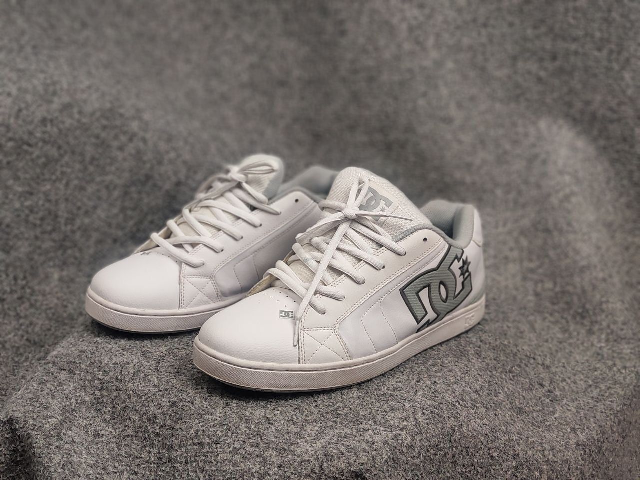 DC DC scarpe Net court graffik Oversized Sneakers Vintage Y2K Size US 13 / EU 46 - 11 Thumbnail