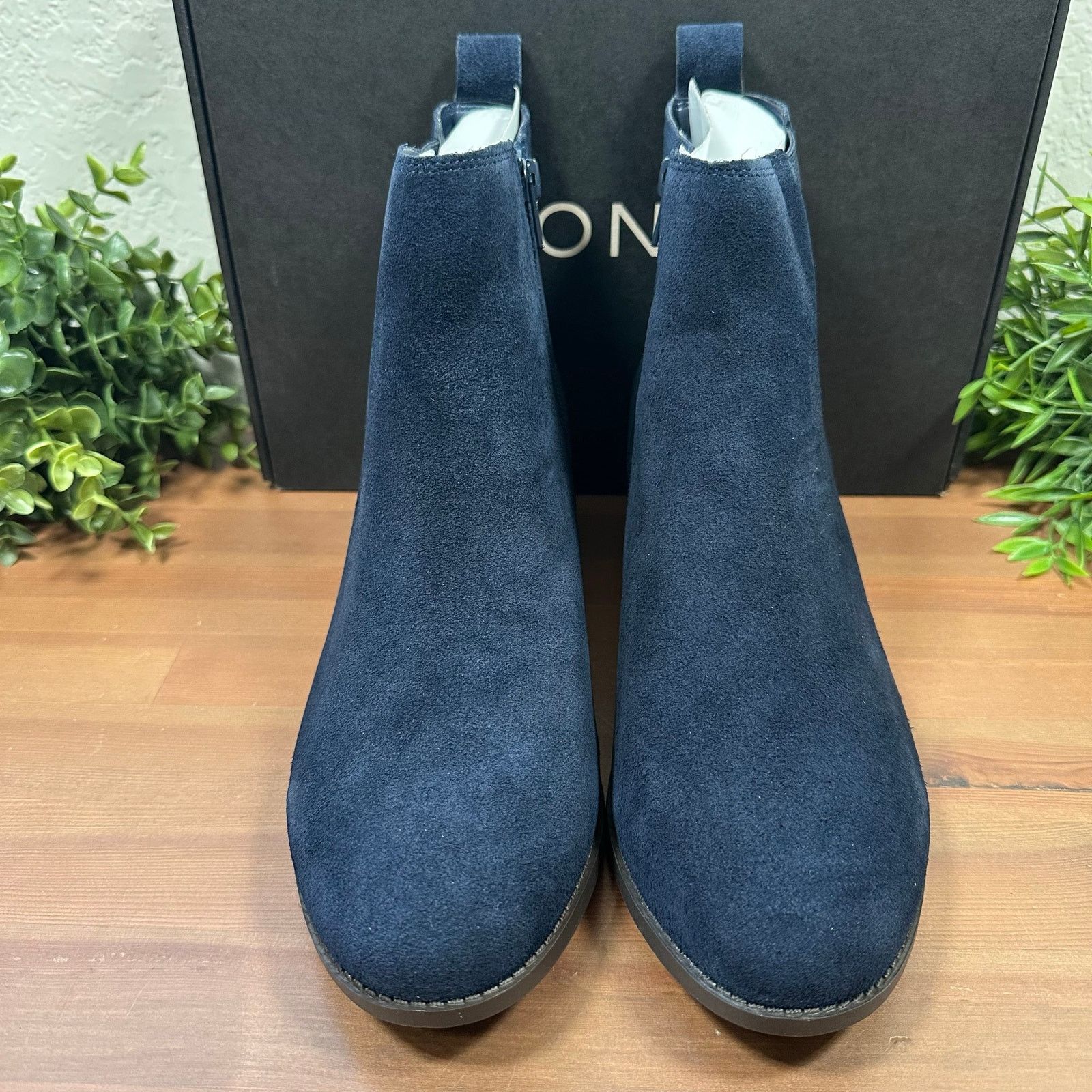 Vionic Vionic Roseland Wide Water-Repellent Suede Ankle Boots Size US 11 / IT 41 - 3 Thumbnail