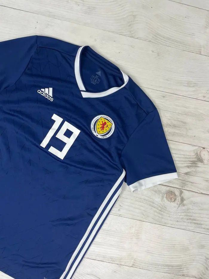 Adidas Adidas Scotland 2017 2019 #19 Home Shirt And Shorts Jersey Size US M / EU 48-50 / 2 - 3 Thumbnail