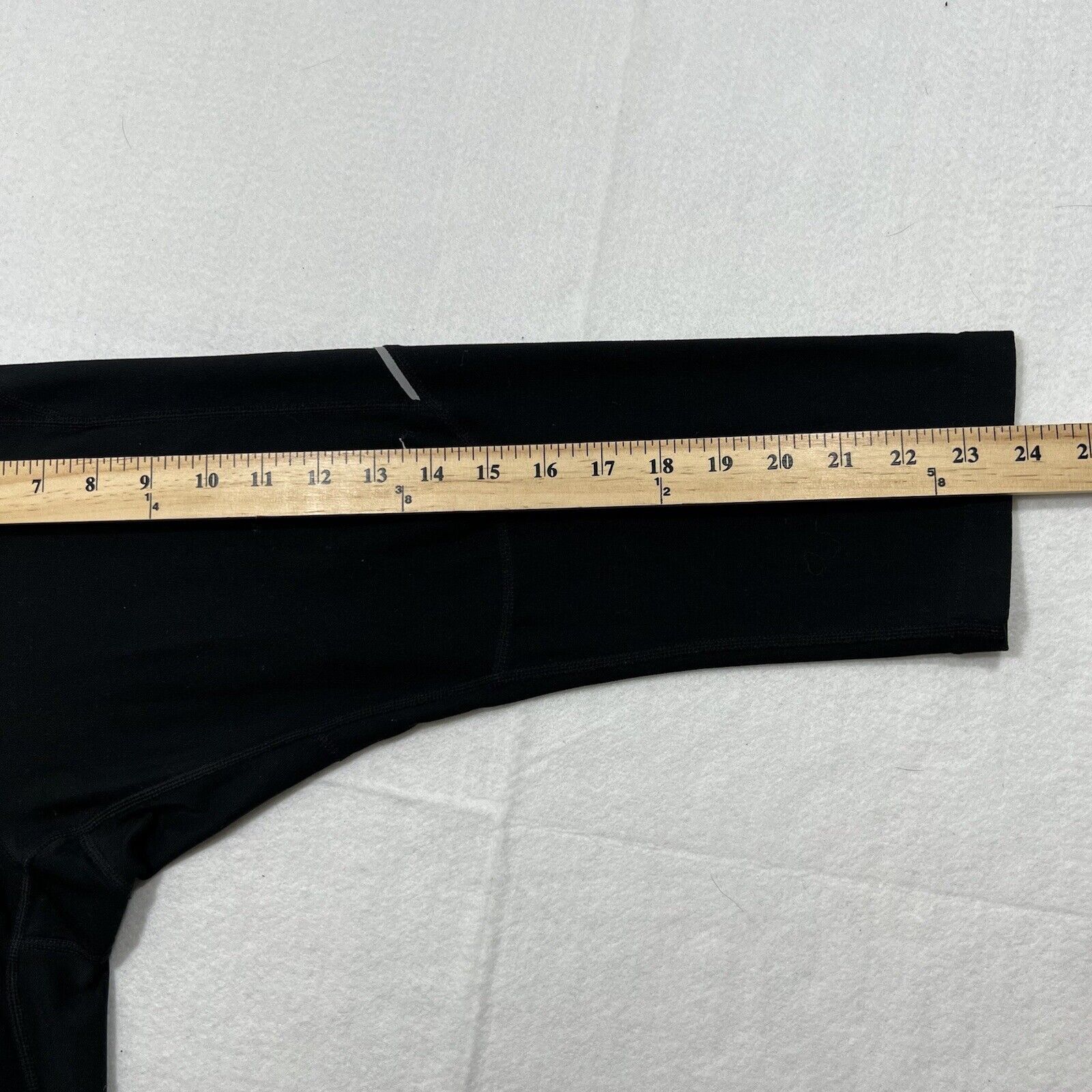 Nike Nike Dri Fit Medium Capri Athletic Running Black Leggings Size 32" / US 10 / IT 46 - 10 Thumbnail