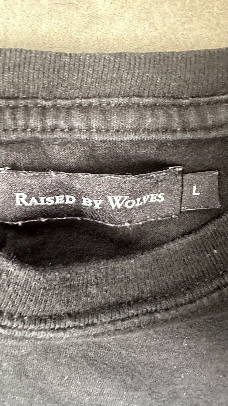Raised By Wolves VINTAGE RAISED BY WOLVES DISTRESED GLOBAL WARNING TEE Size US M / EU 48-50 / 2 - 5 Thumbnail