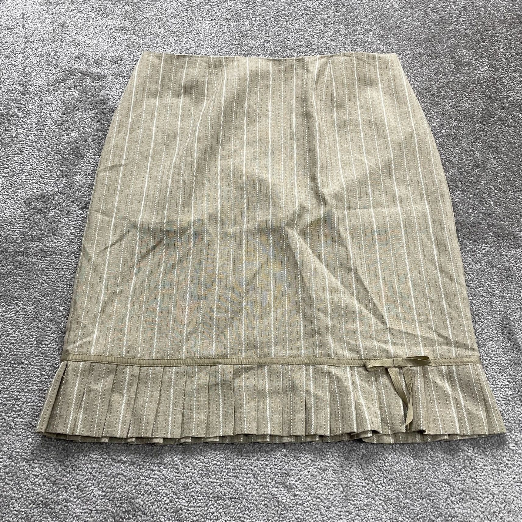 Vintage Unbranded Skirt Women 14 Brown Striped Knee Length Pleated Bow Back Zip Workwear Size 36" / US 14 / IT 50 - 2 Thumbnail