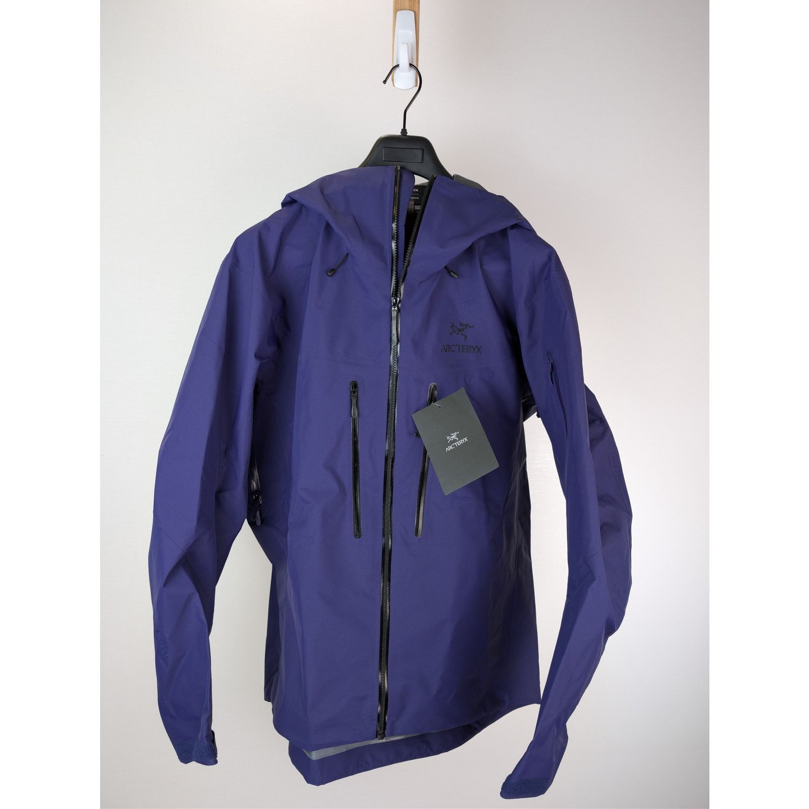 Arc'teryx o1rshd1 Alpha SV Jacket in Soulsonic / Black Size US XL / EU 56 / 4 - 10 Thumbnail