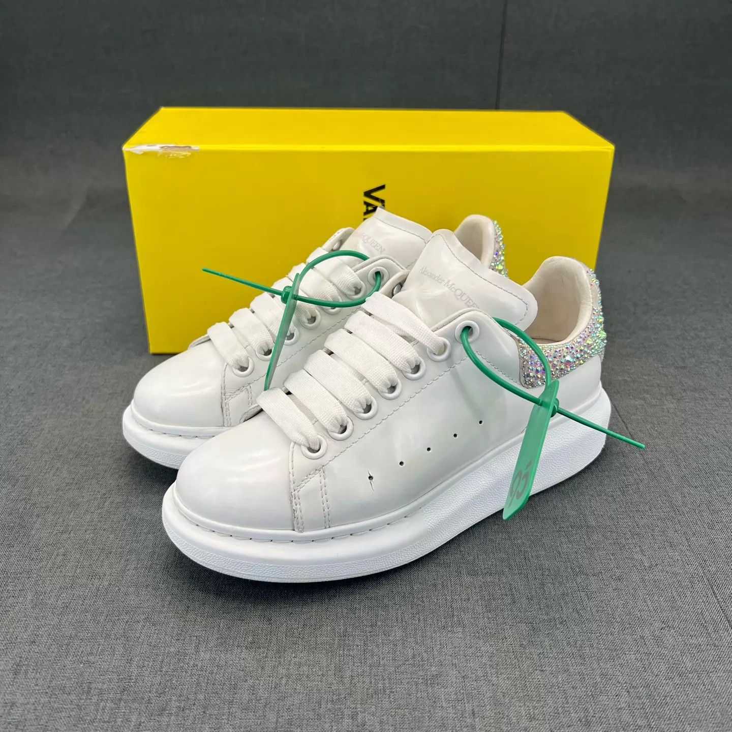 Alexander McQueen Alexander McQueen White 36.5 shoes Size US 6 / IT 36 - 1 Thumbnail