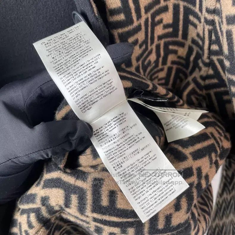 Fendi Fendi Double-Sided Monogram Wool Coat, Black Size US M / EU 48-50 / 2 - 8 Thumbnail