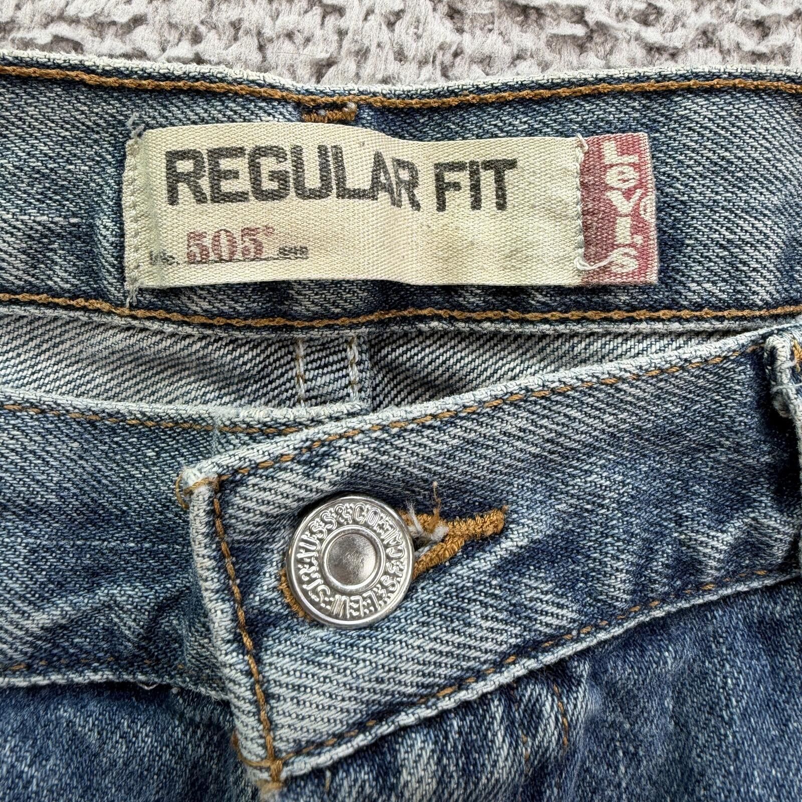 Levi's Vintage Y2K Levis 505 Regular Fit Light Wash Jeans 34x32 Size US 34 / EU 50 - 8 Thumbnail