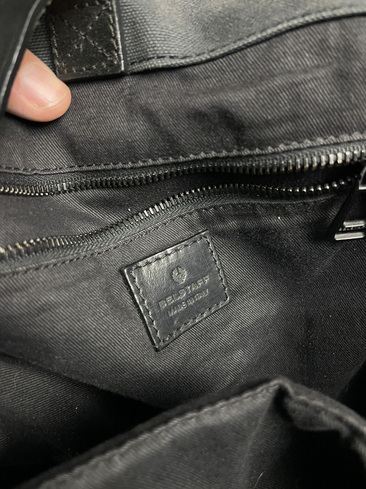 Belstaff Belstaff Faded Leather Messenger Shoulder Bag Size ONE SIZE - 12 Thumbnail