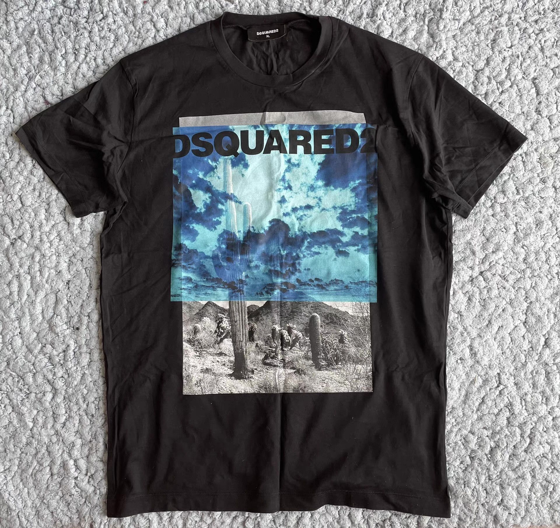 Dsquared2 DSquared2 Short Sleeve T-shirt Size US XL / EU 56 / 4 - 1 Thumbnail