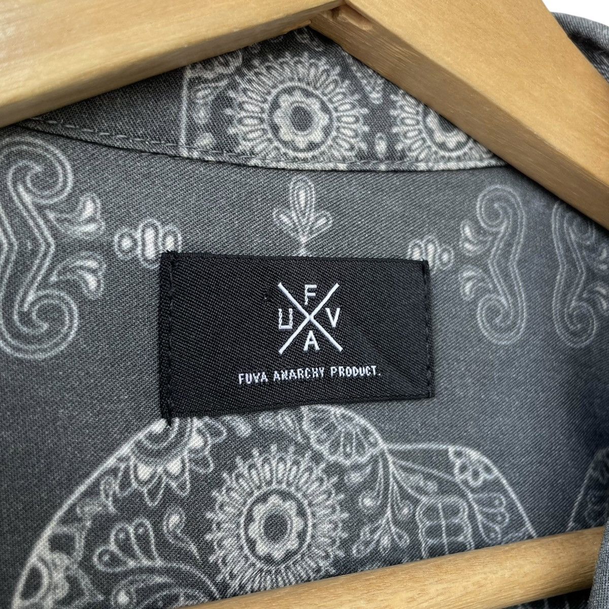 Japanese Brand Fuva Anarchy Product By Spinns Japan Skull Rayon Shirt Size US L / EU 52-54 / 3 - 7 Thumbnail