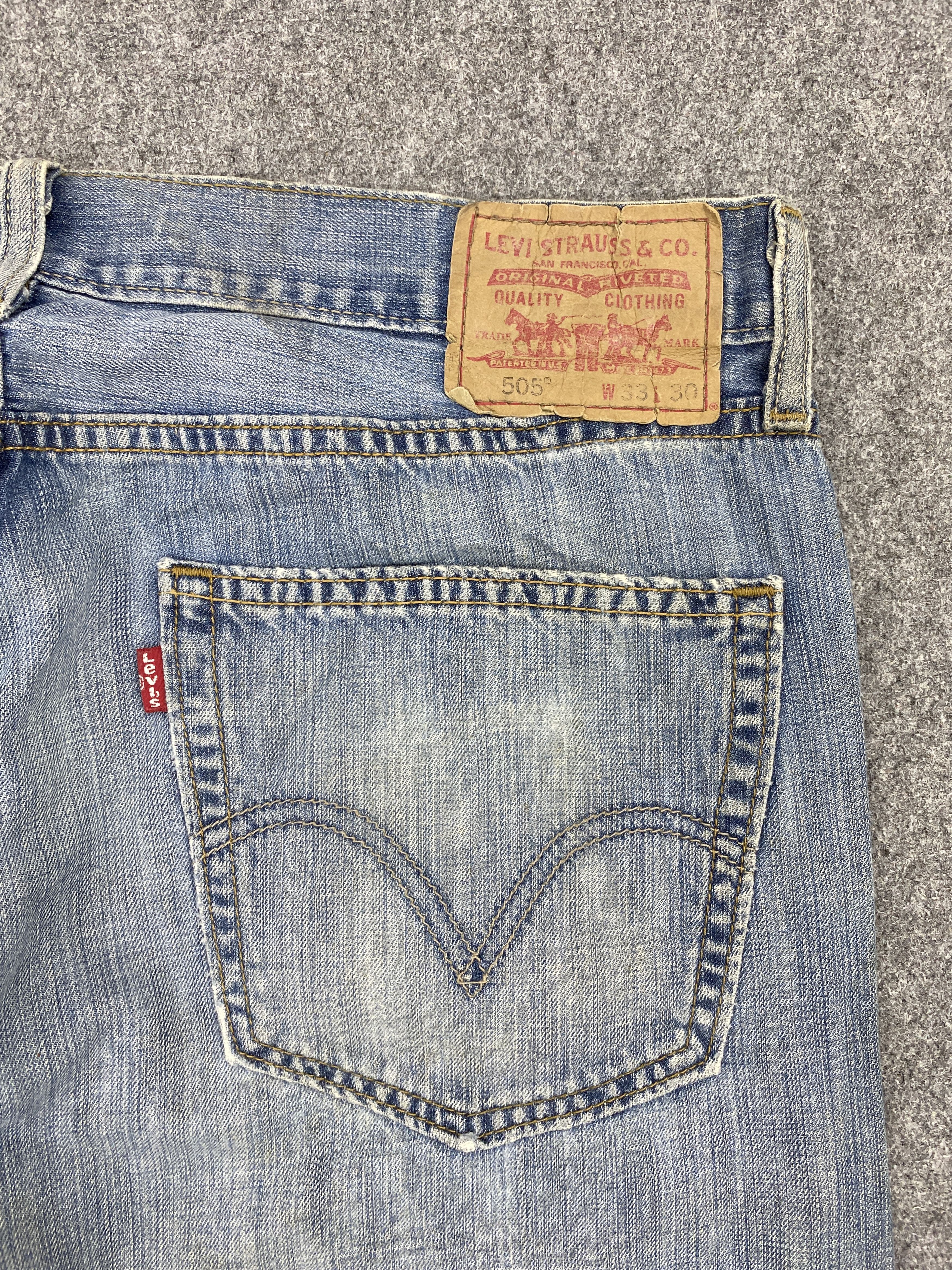 Levi's Vintage Levis 505 Faded Blue Jeans 33x29 S0040 Size US 33 - 12 Thumbnail