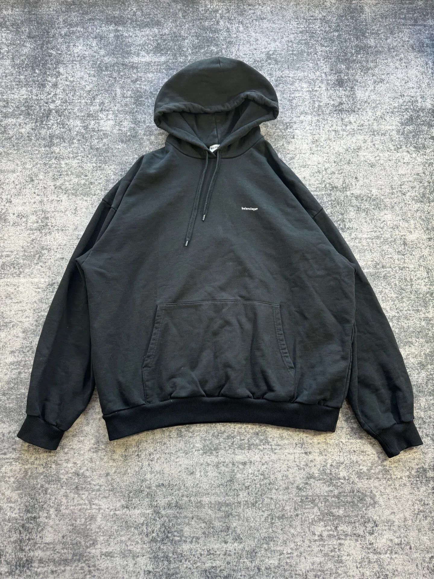 Other balenciaga black logo hoodie size M. Size US M / EU 48-50 / 2 - 1 Thumbnail