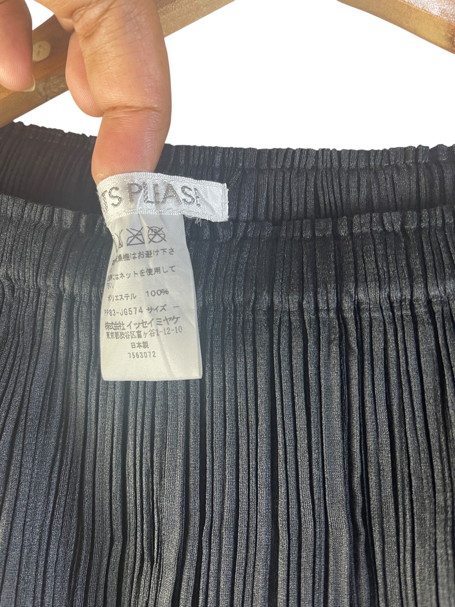 Pleats Please Issey Miyake Pleats Please Issey Miyake Balloon Hem Pleated Skirt Size US 30 / EU 46 - 11 Thumbnail