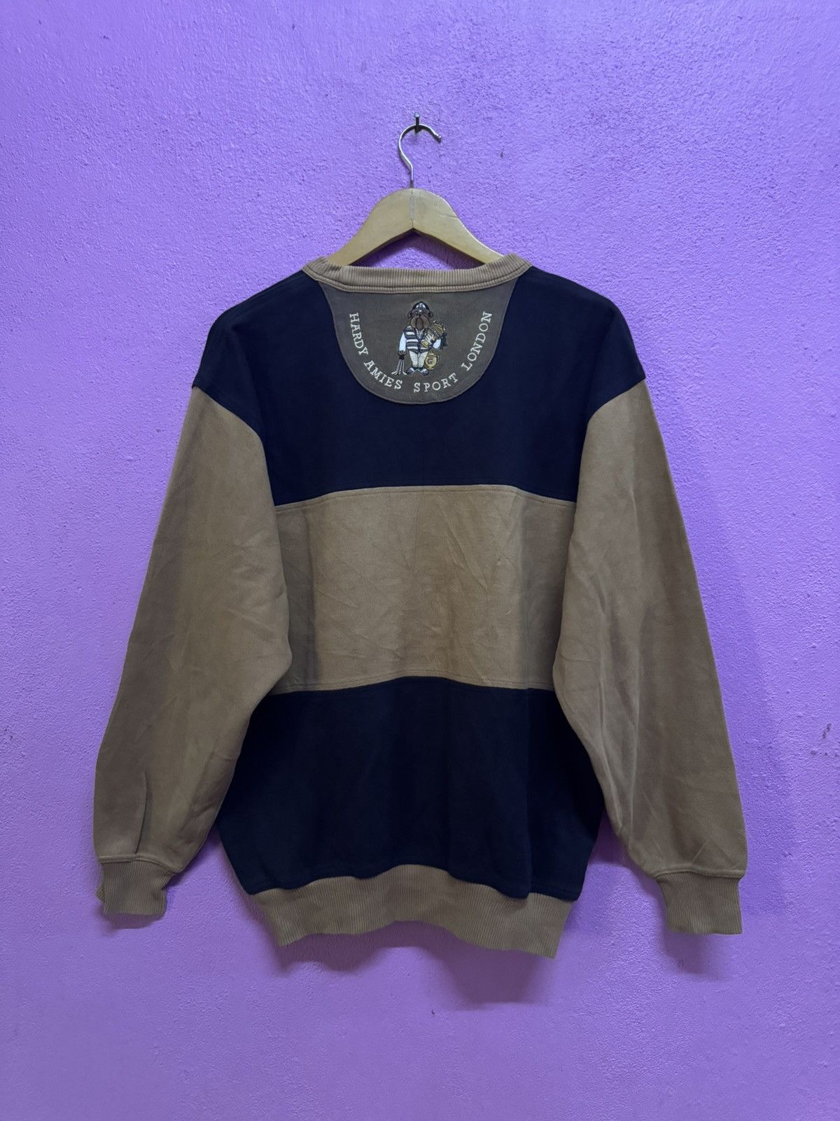 Hardy Amies Hardy Amies Embroidered Sweatshirts Size L Size US L / EU 52-54 / 3 - 2 Thumbnail
