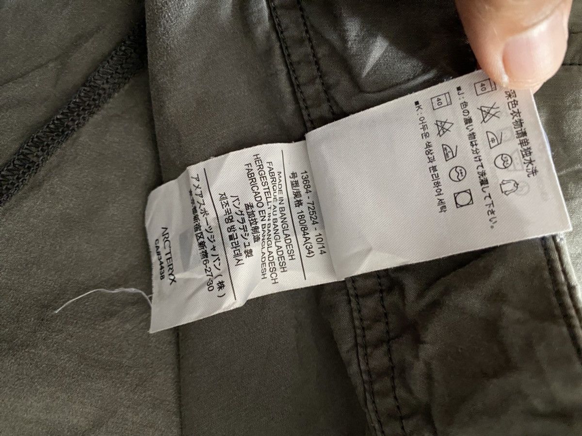 Arc'teryx × Vintage Vintage arc’teryx distressed short pants Size US 34 / EU 50 - 14 Thumbnail