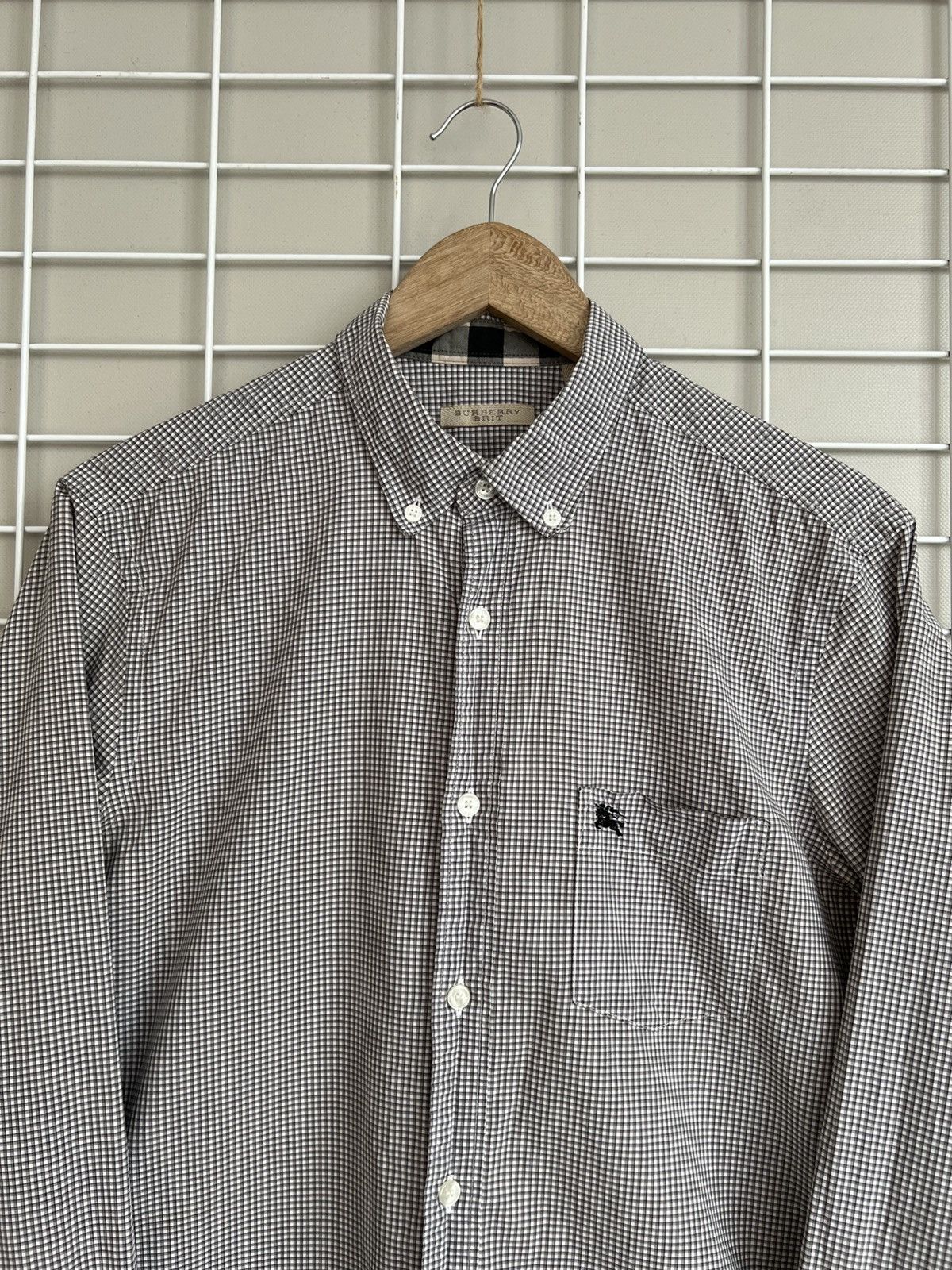 Burberry Burberry Brit Checked Button Down Shirt Mens Size M Logo Size US M / EU 48-50 / 2 - 2 Thumbnail