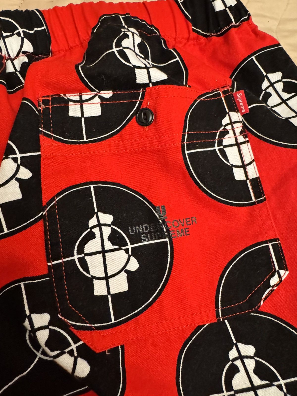 Supreme × Undercover Supreme x Undercover public enemy target red shirt Size US M / EU 48-50 / 2 - 7 Thumbnail