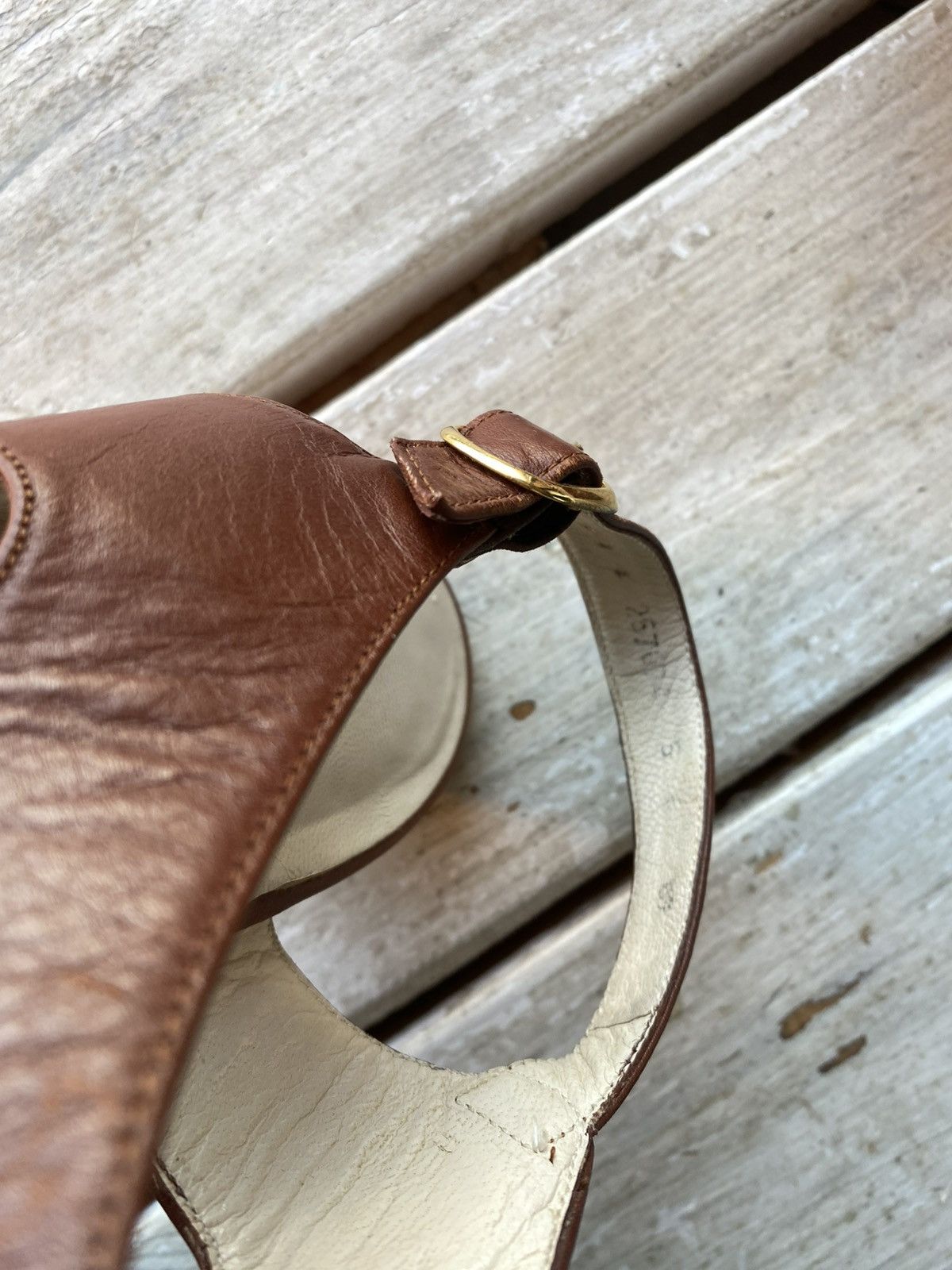 Bally × Designer Bally Made in Switzerland Leather Sandals with Gold Accents Size US 5 / IT 35 - 7 Thumbnail