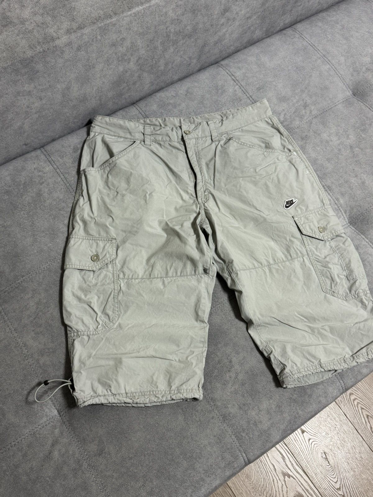 Nike Vintage Nike cargo Y2K shorts size M baggy military style Size US 32 / EU 48 - 6 Thumbnail