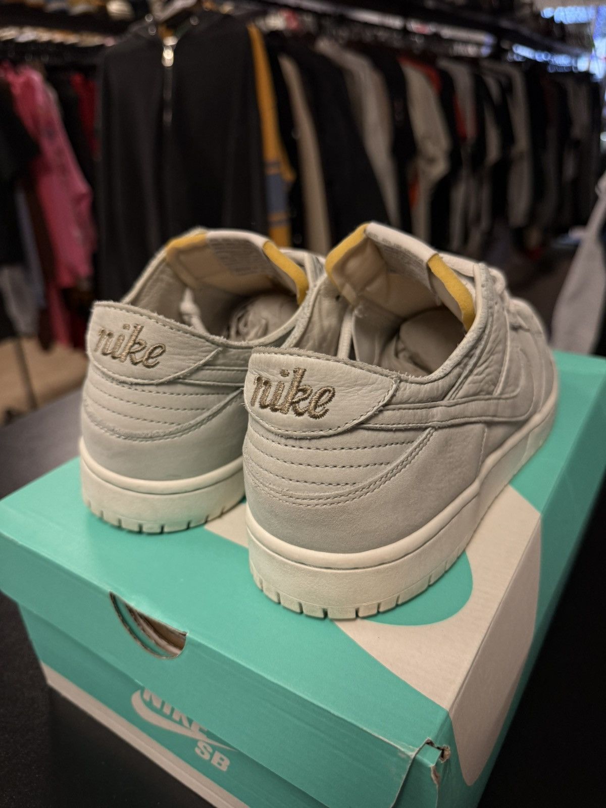 Nike Nike SB Dunk Low Pro Decon Shoes Light Bone AA4275-001 Size US 11 / EU 44 - 4 Thumbnail