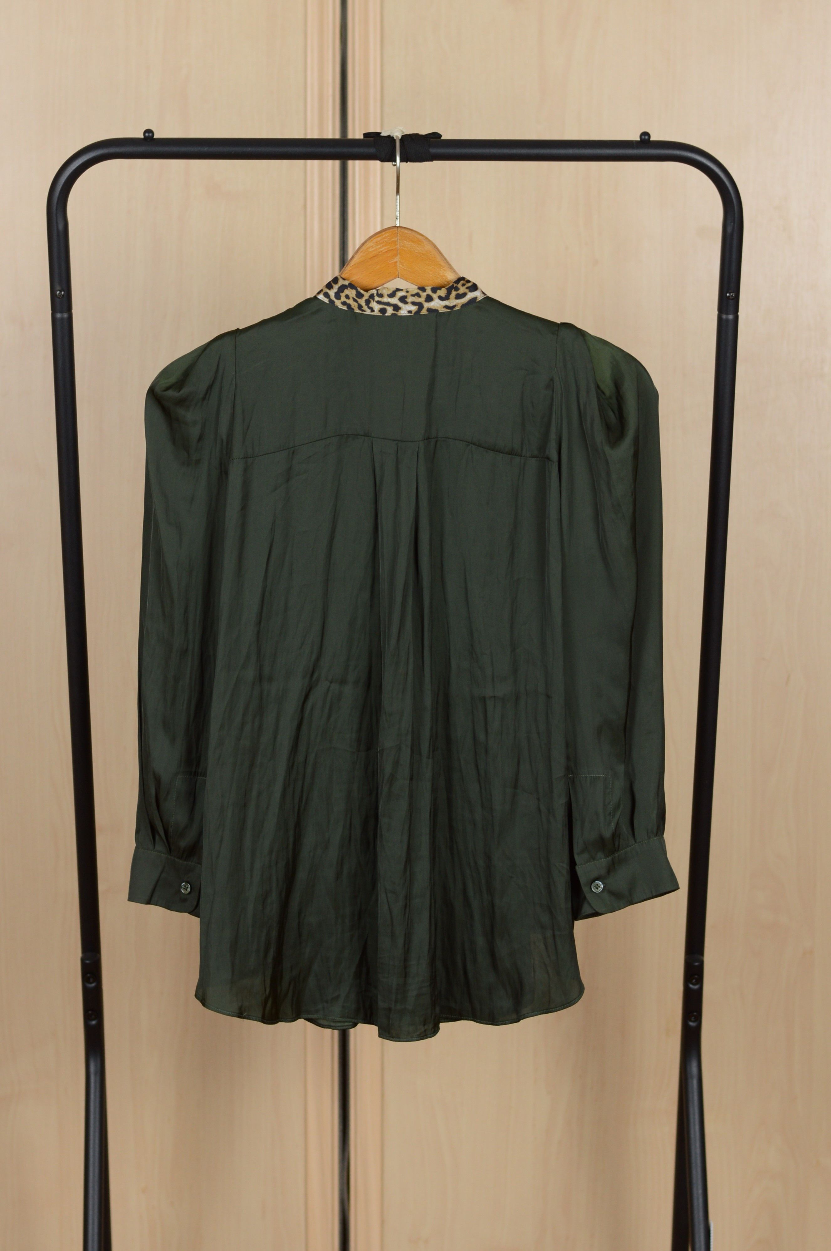 Zadig & Voltaire Zadig Voltaire Emerald Green Buttons Blouse Leopard Collar Size L / US 10 / IT 46 - 4 Thumbnail