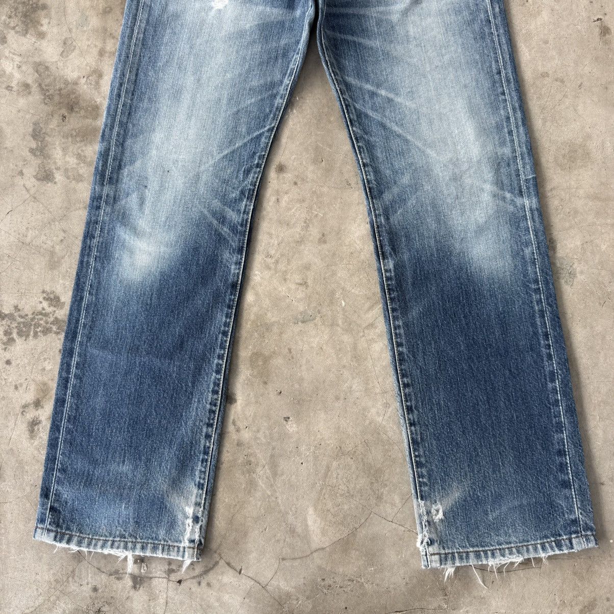 Japanese Brand Vintage Japanese S002 Faded Mud Washer Denim Jean Pants Size US 32 / EU 48 - 3 Thumbnail