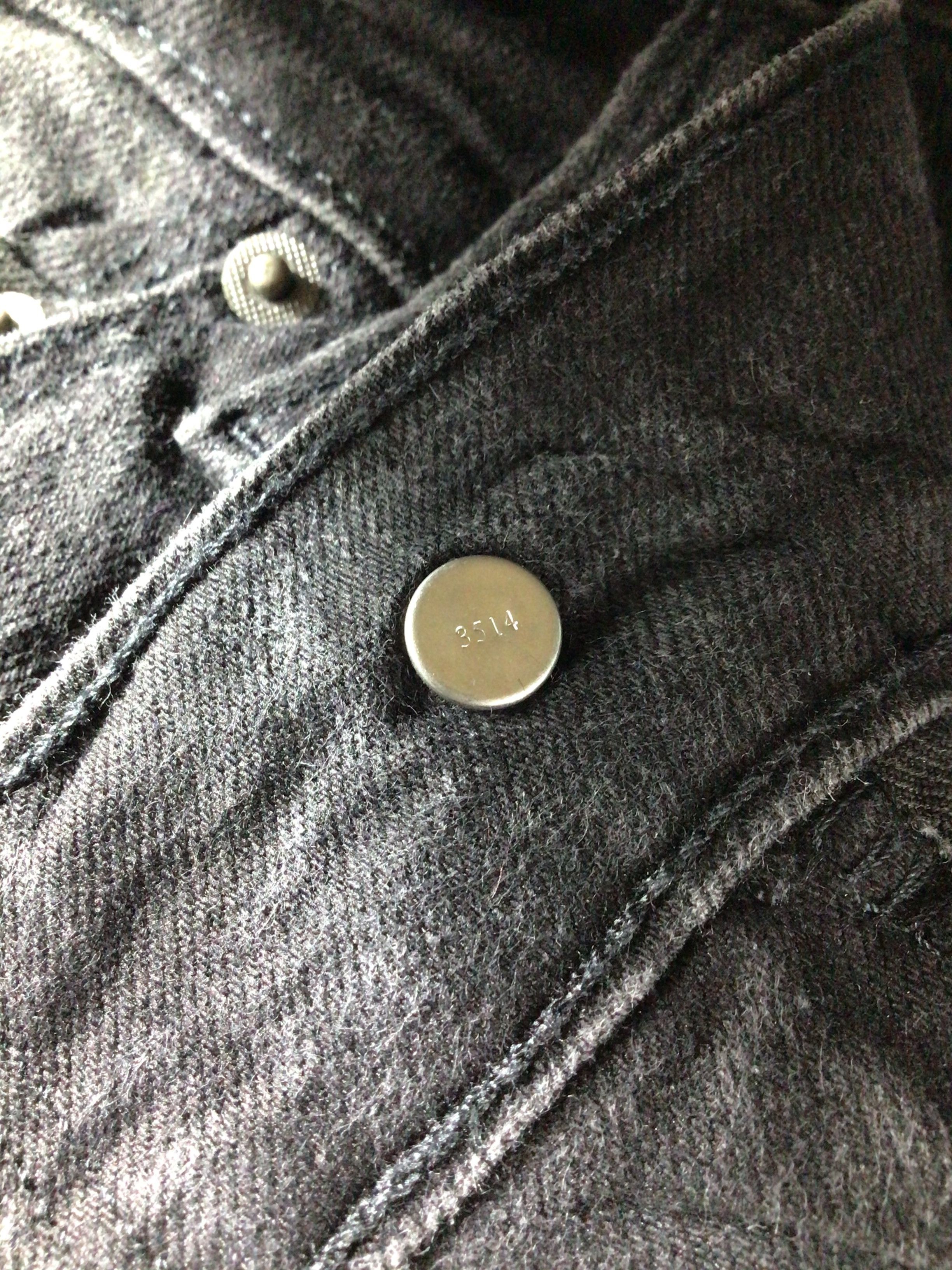 Levi's Vintage Levis 505 Jeans-J648 Size US 31 - 8 Thumbnail