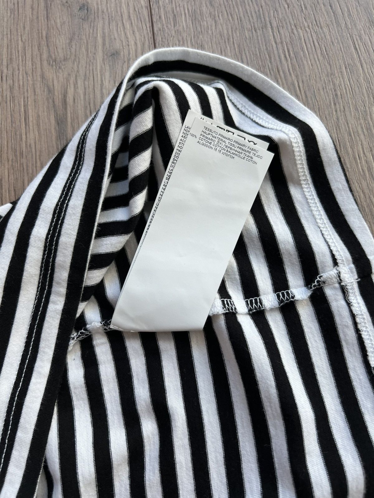 Maison Margiela Maison Margiela Classic Stripe T-Shirt Small Size US S / EU 44-46 / 1 - 11 Thumbnail