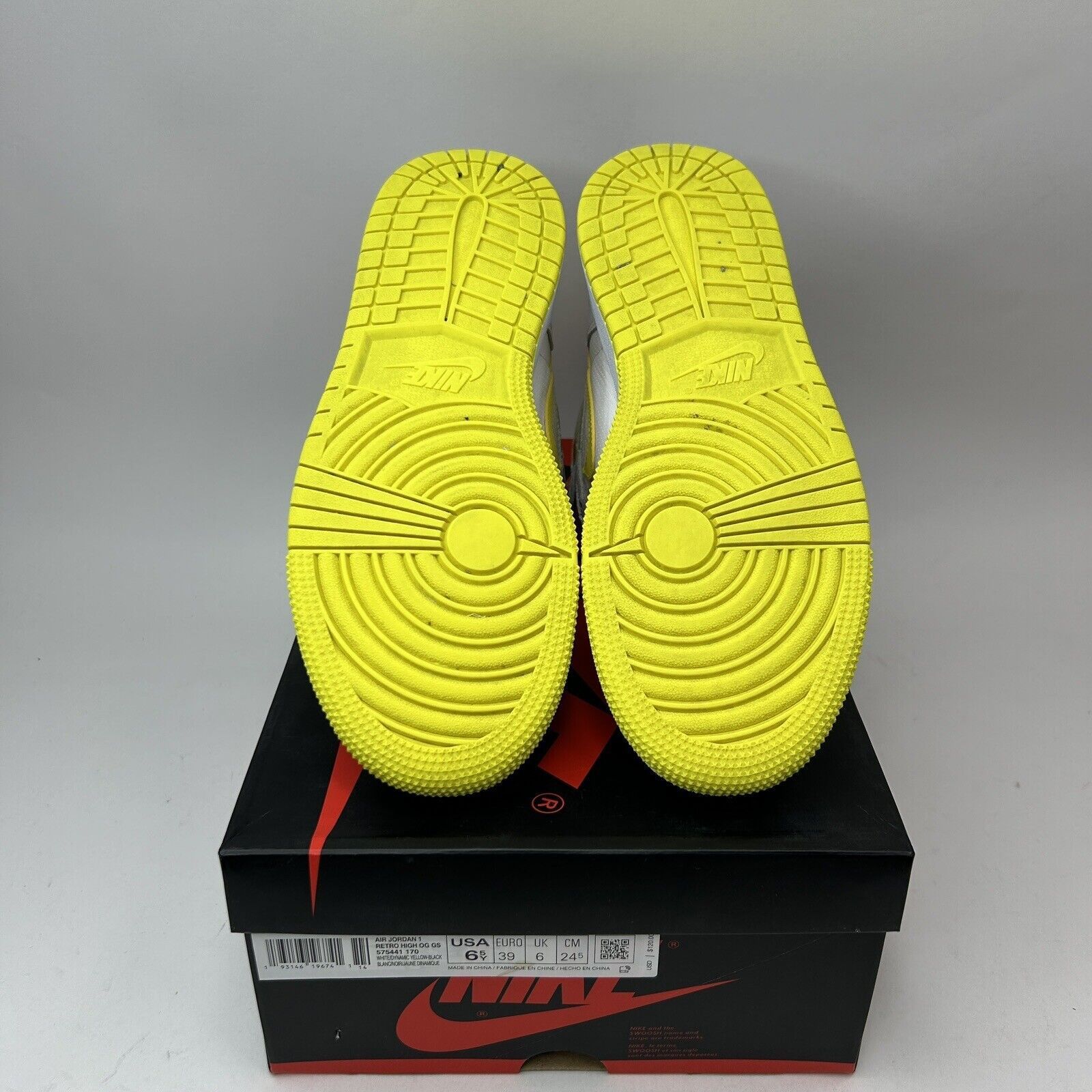 Nike Nike Air Jordan 1 High Retro GS “First Class Flight” 2023 Size US 8 / IT 38 - 7 Thumbnail