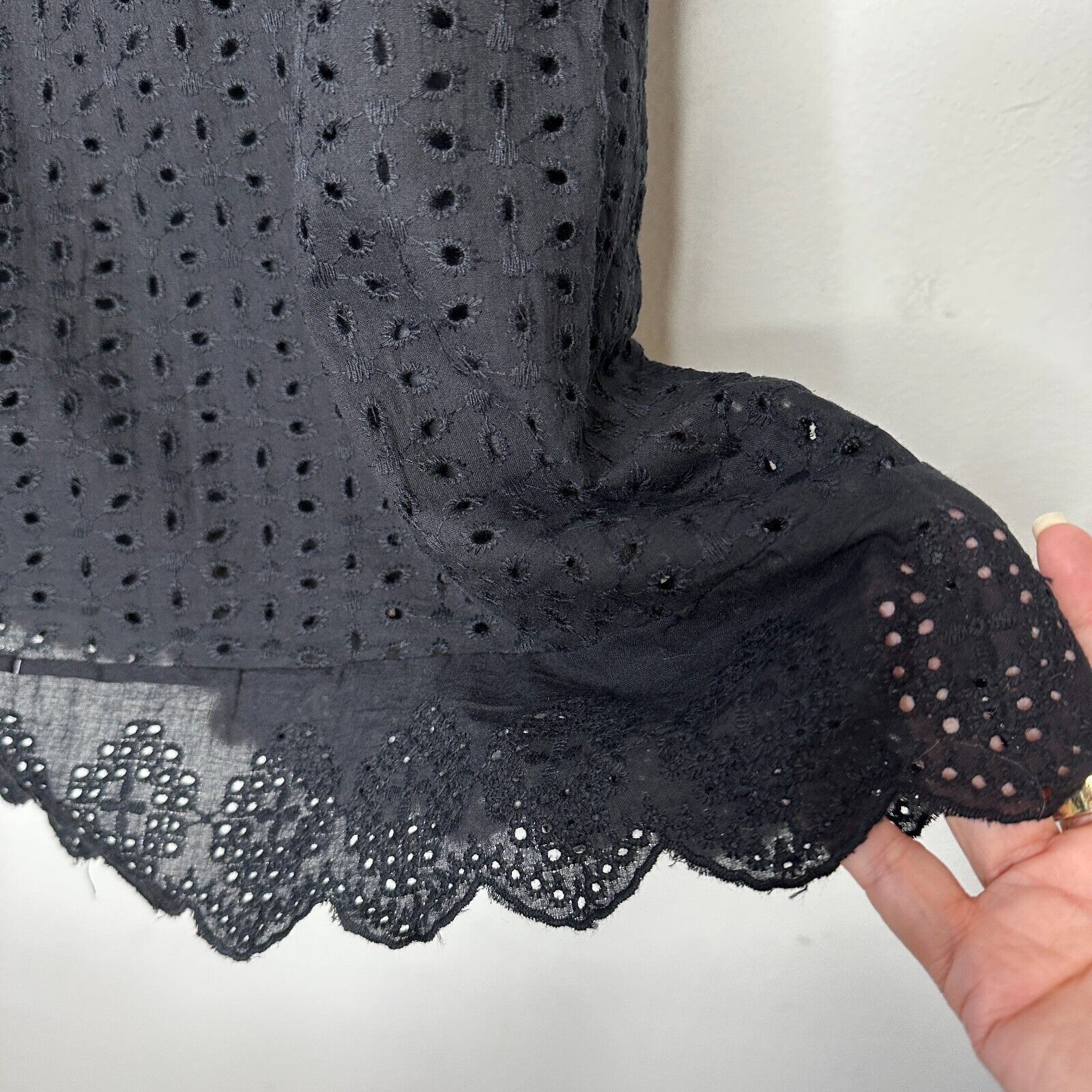 Other Black Eyelet Ruffle VNeck Zip Sleeveless Romper Empire Waist Size M / US 6-8 / IT 42-44 - 4 Thumbnail