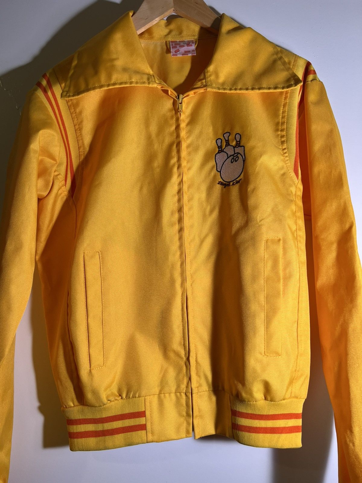 Vintage Illegal Civilization Skateboard Skater Retro Yellow Jacket Size US S / EU 44-46 / 1 - 3 Thumbnail